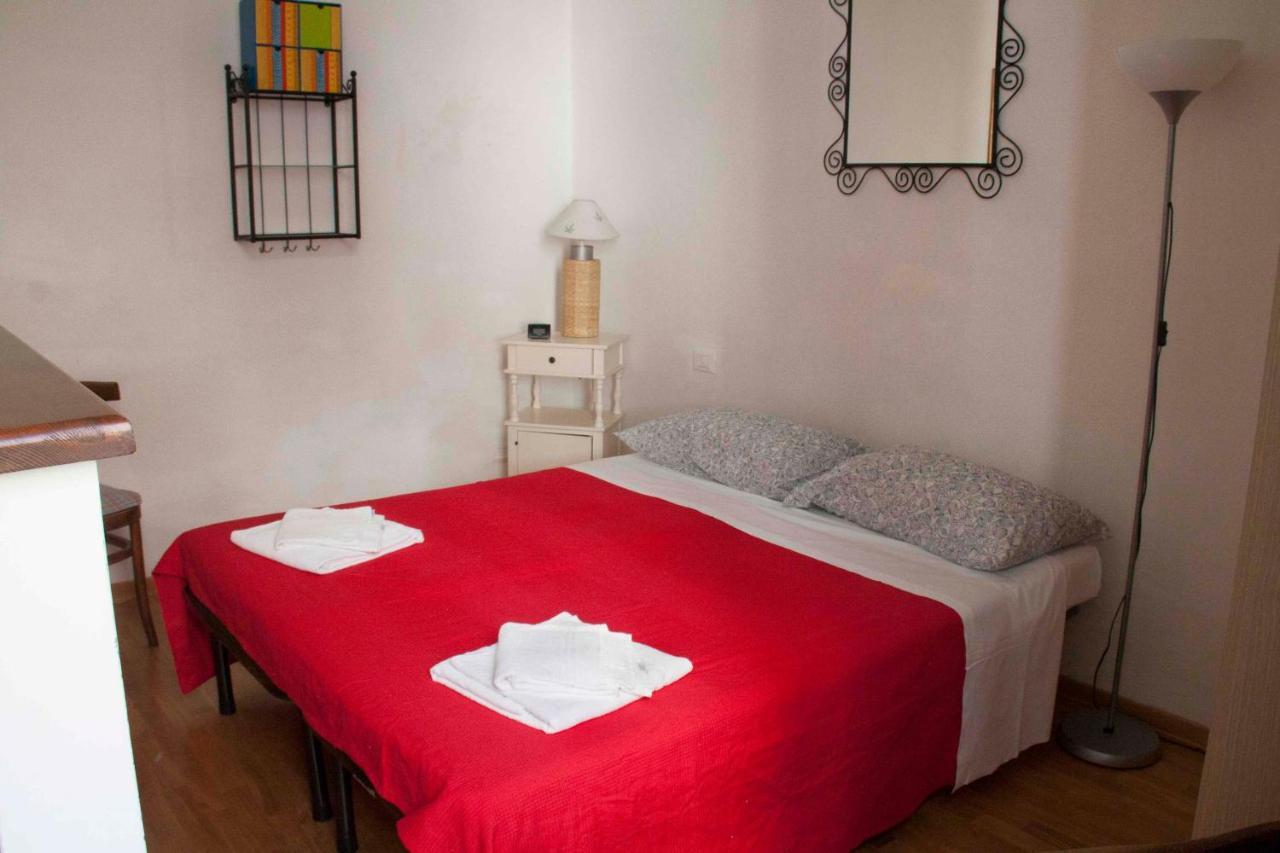 A Due Passi Dal Duomo Sinistra Apartman Firenze Kültér fotó